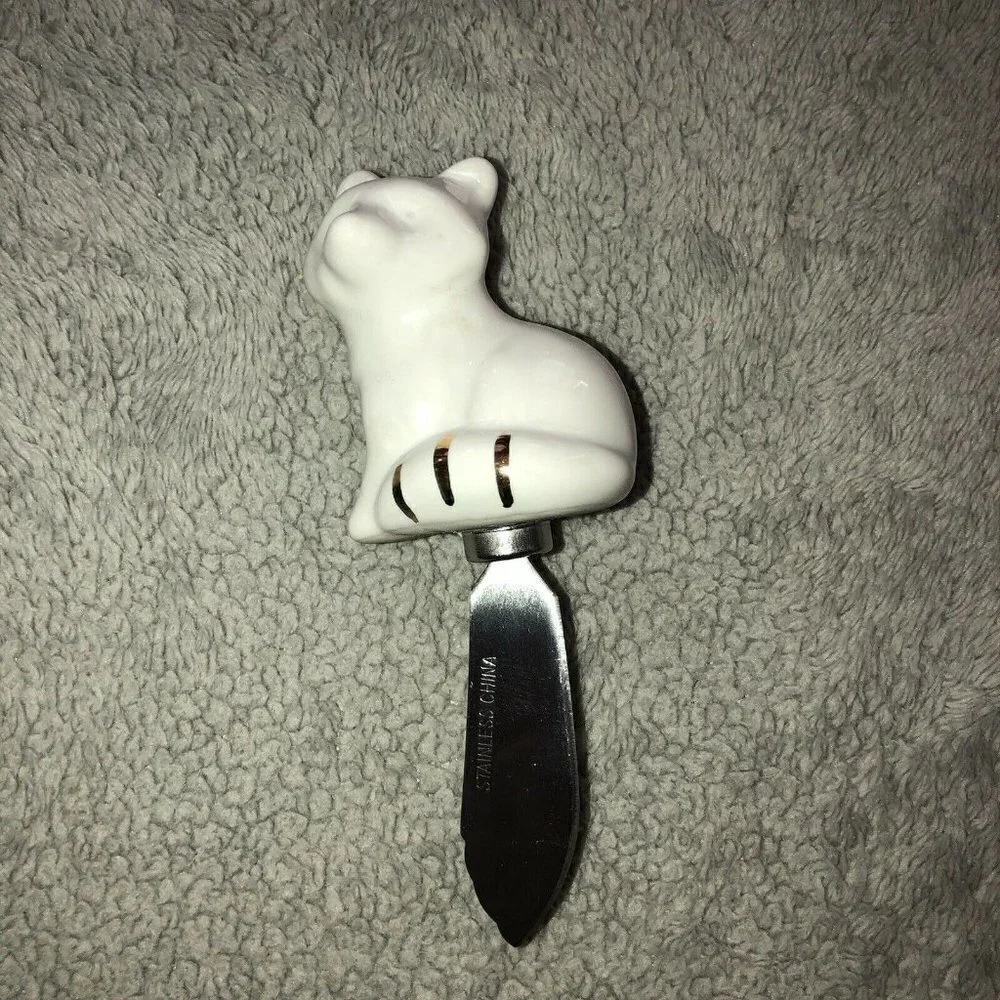 SET OF 2 SPREADERS W Ceramic Fox and Owl Handles Jam Butter Condiments